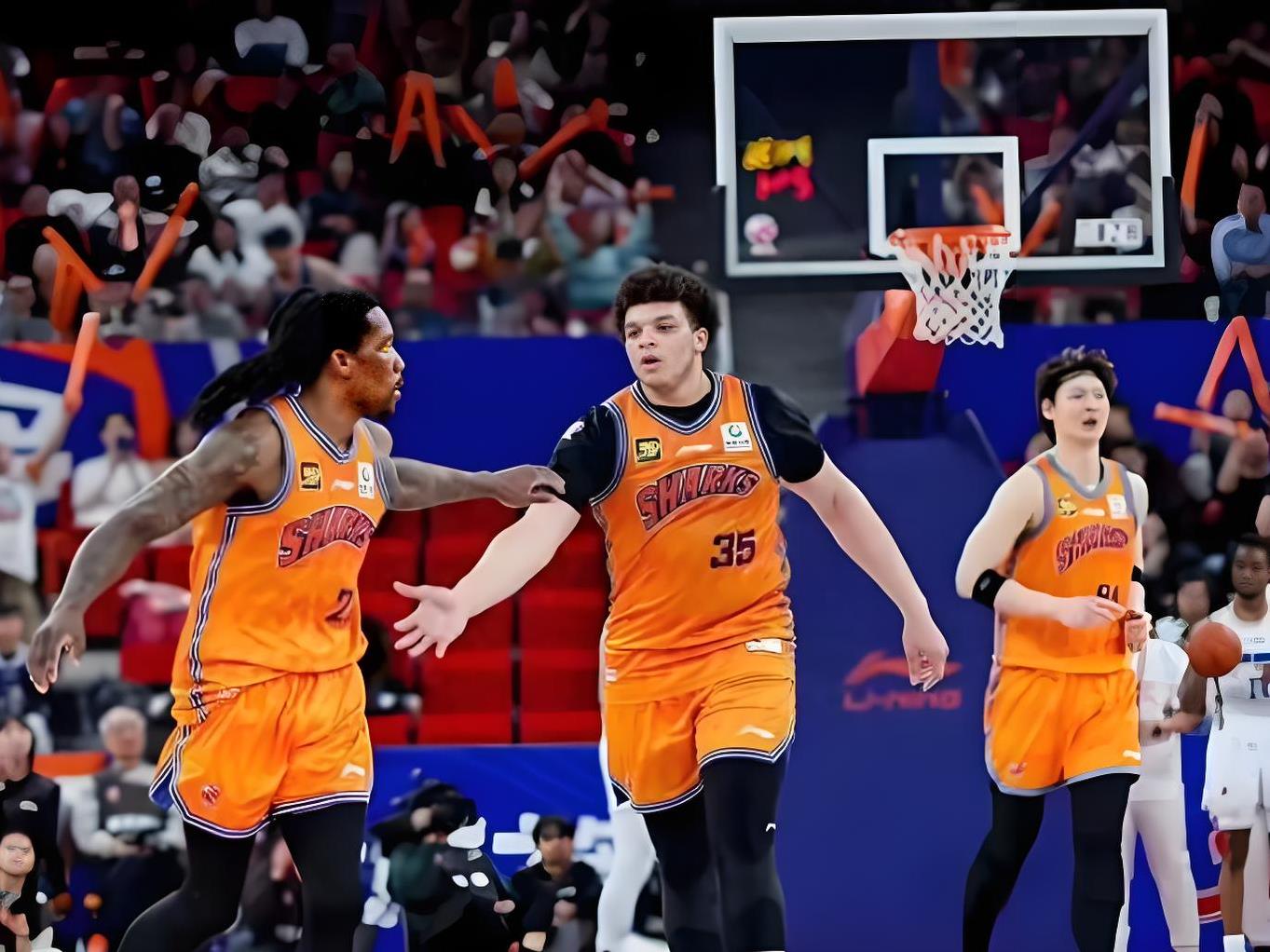 爱游戏官方入口-关于CBA季后赛国际比赛日走向成谜；广州队豪取连胜；管理层满意；年轻球员得到机会的信息