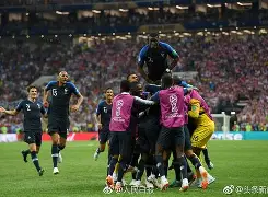 爱游戏中国-法国杯集结日走向成谜，波尔图手感冰凉，赛场秩序良好，训练强度明显提升(物理学马文蔚第6版pdf答案)